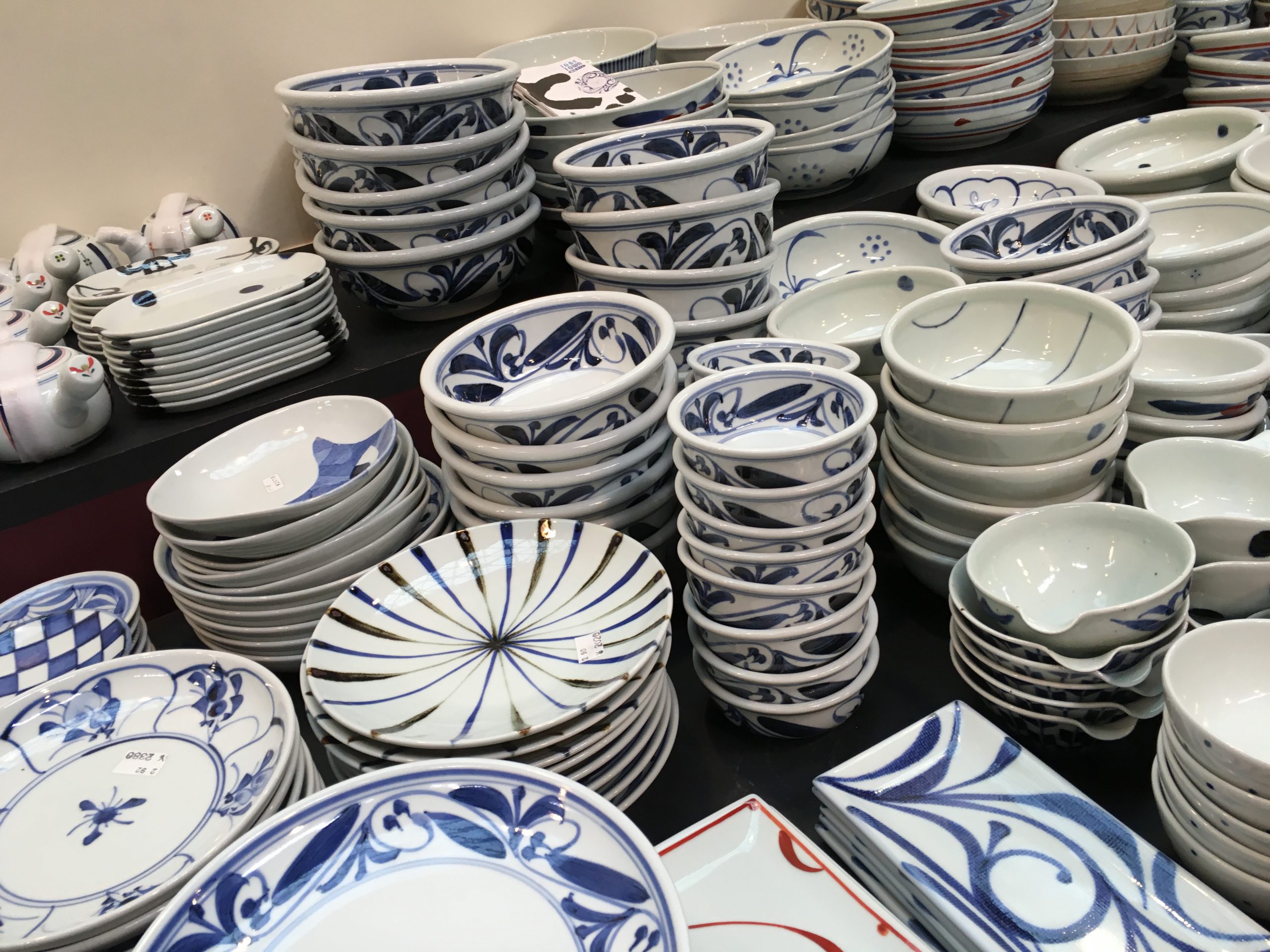 陶器と磁器の違い