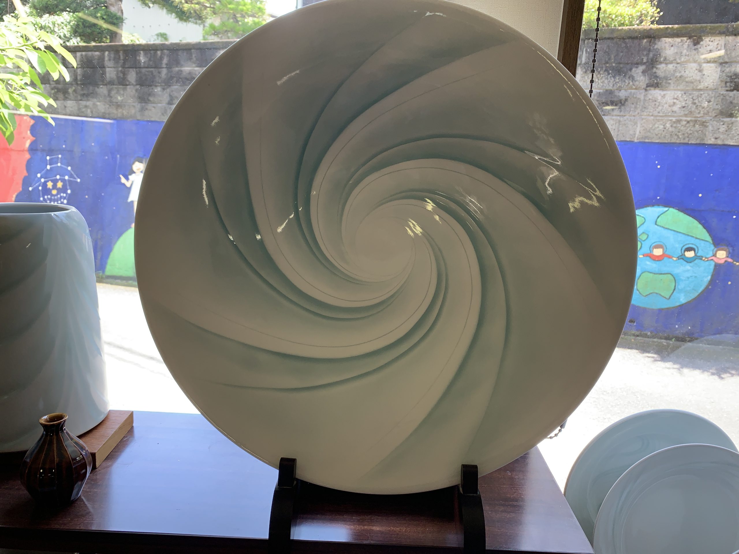 砥部焼 五松園窯 二宮好史さん 象嵌の器 | 山田 聡子のギャラリー凜