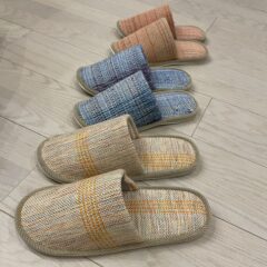 手織りスリッパ販売中