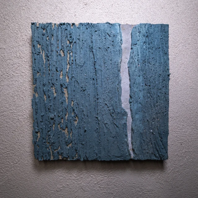 砥部焼の酒井芳人の作品です１６０万の作家さんです磁器です 砥部焼 八瑞（Hachizui) 窯 白潟八洲彦 – Yasuhiko SHIRAGATA | 山田