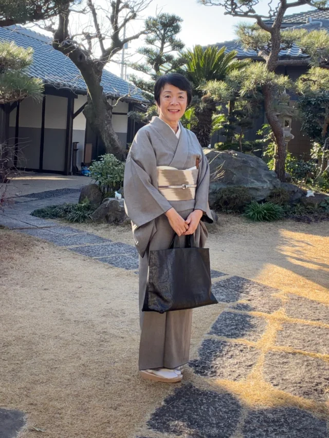 砥部焼 八瑞（Hachizui) 窯 白潟八洲彦 – Yasuhiko SHIRAGATA | 山田